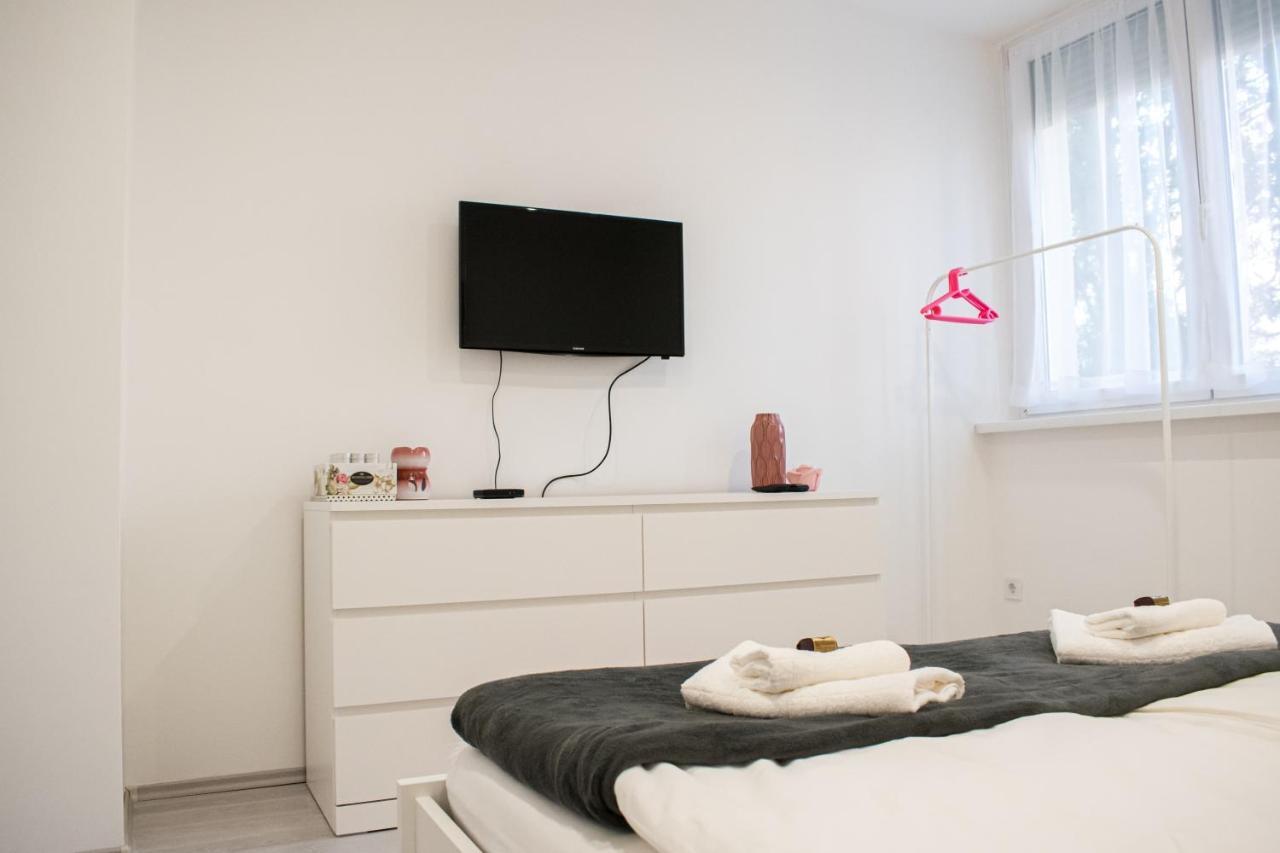 Fodormenta Residence Έγκερ Εξωτερικό φωτογραφία